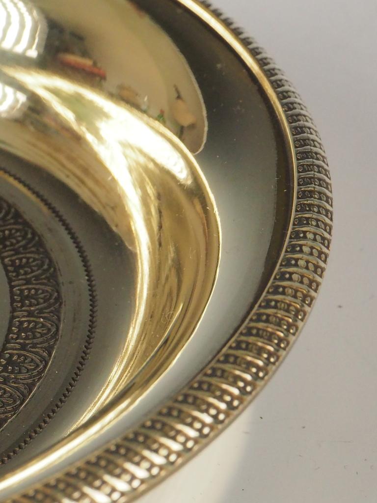 Antique French Louis XVI Bouillotte Lamp - Ormolu & Tole Shade Table Light en venta 11