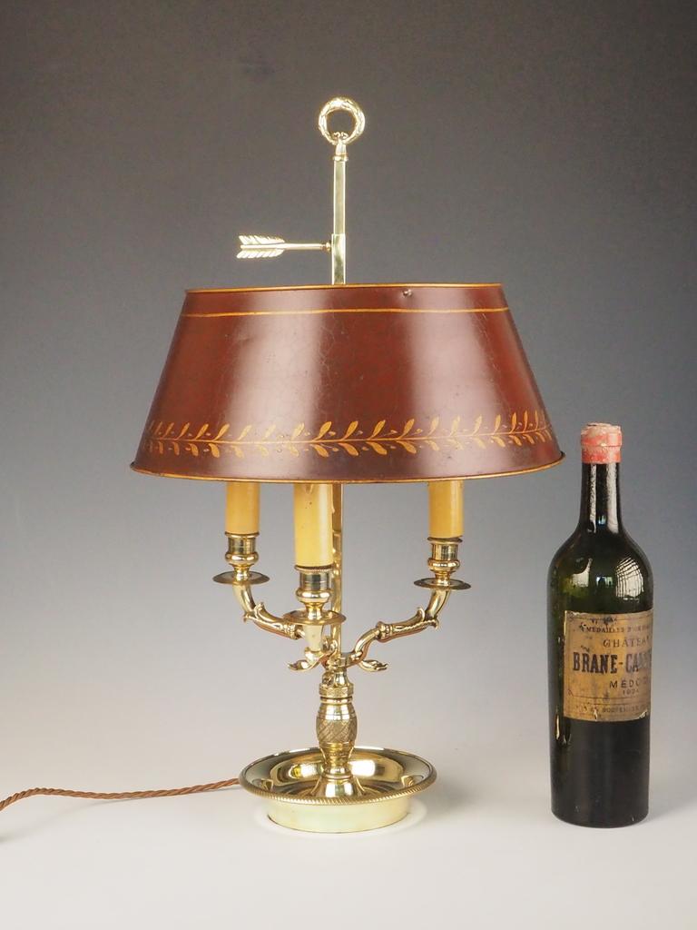 Antique French Louis XVI Bouillotte Lamp - Ormolu & Tole Shade Table Light Barroco en venta