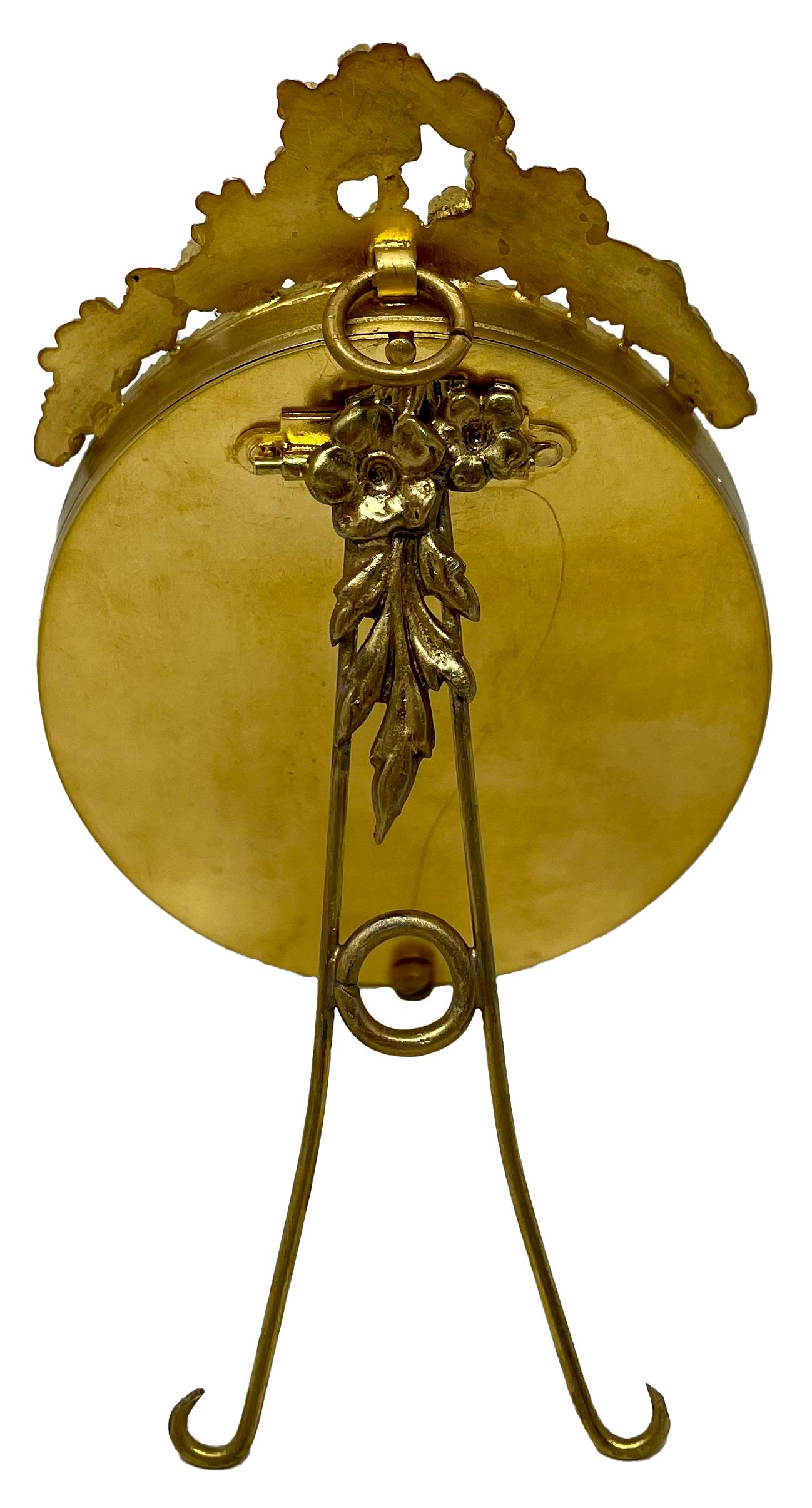 Antike Französisch Louis XVI Bronze D'ore Bilderrahmen, Circa 1890's. (19. Jahrhundert) im Angebot