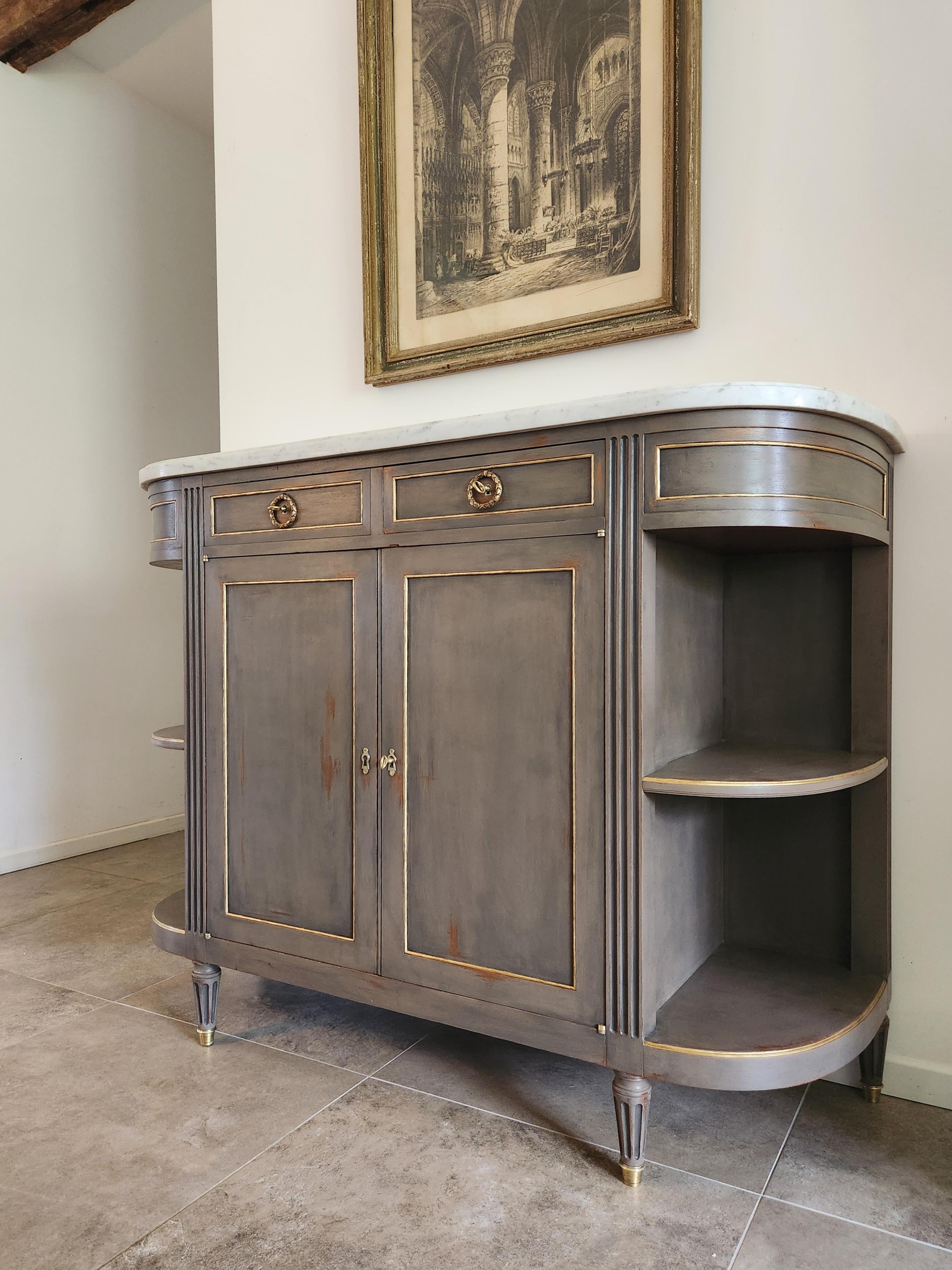 Antique French Louis XVI Buffet, marmo di Carrara, dettagli in bronzo in vendita 8