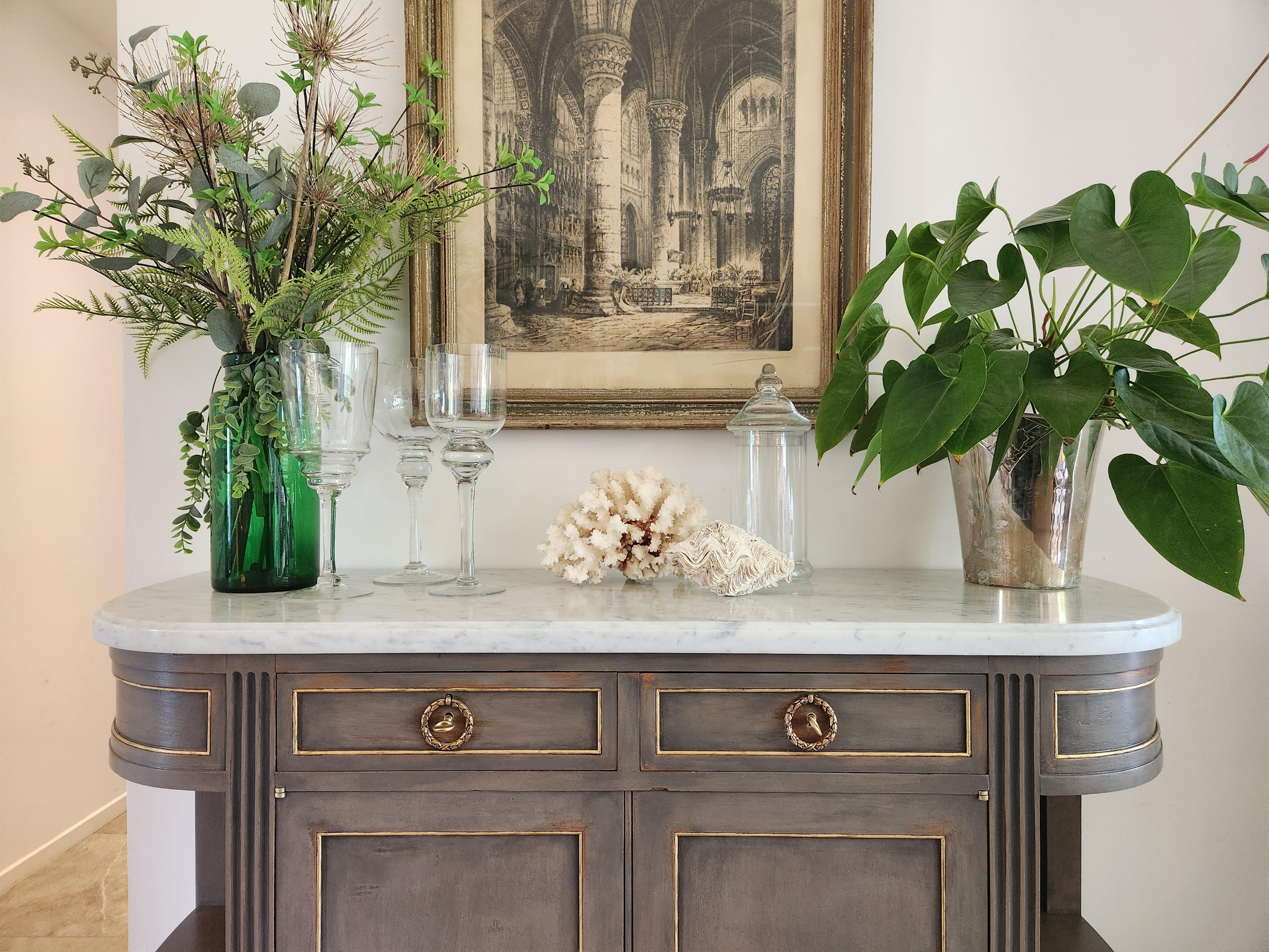 Antique French Louis XVI Buffet, marmo di Carrara, dettagli in bronzo in vendita 10
