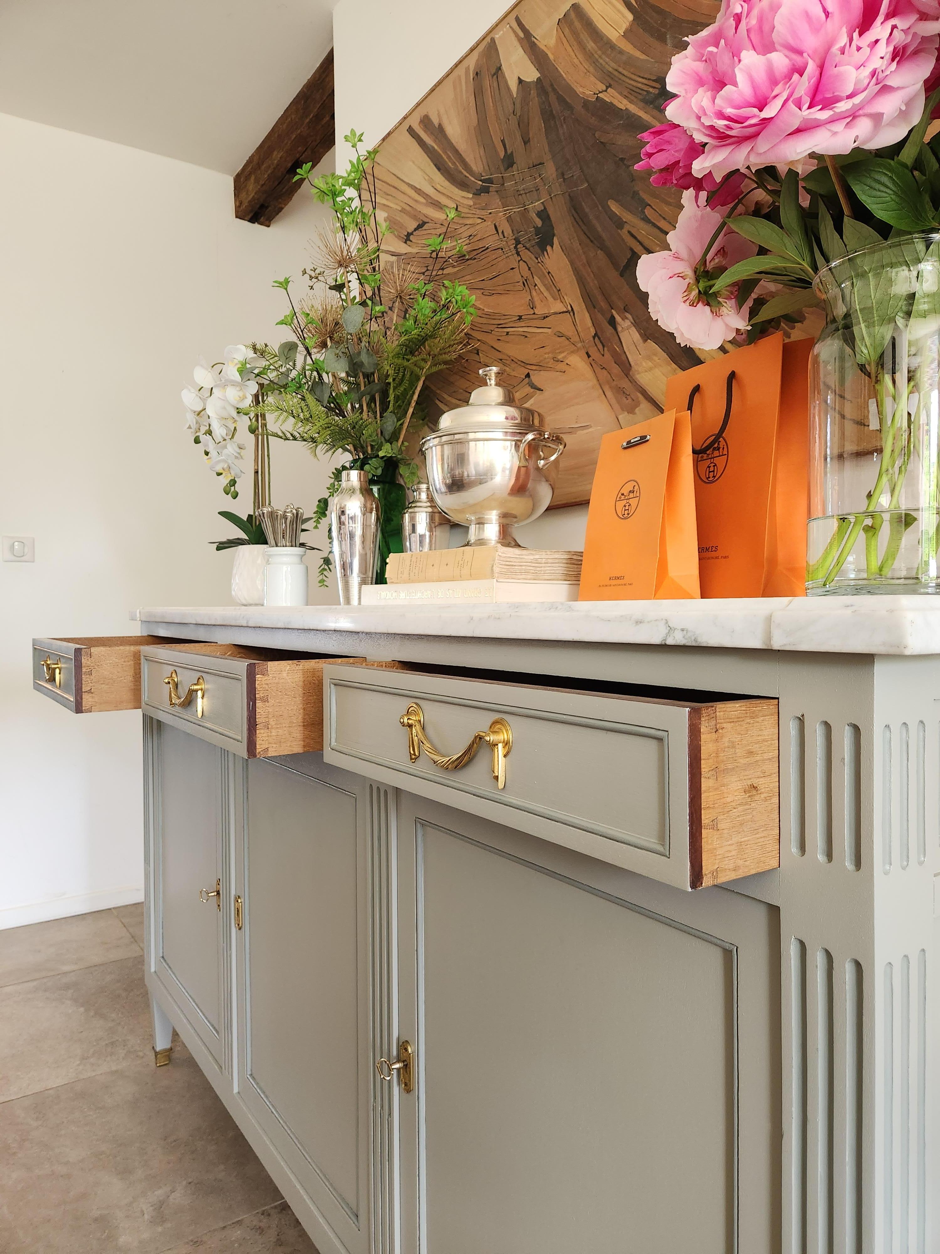 XIXe siècle Antique French Louis XVI Buffet, Carrara Marble en vente