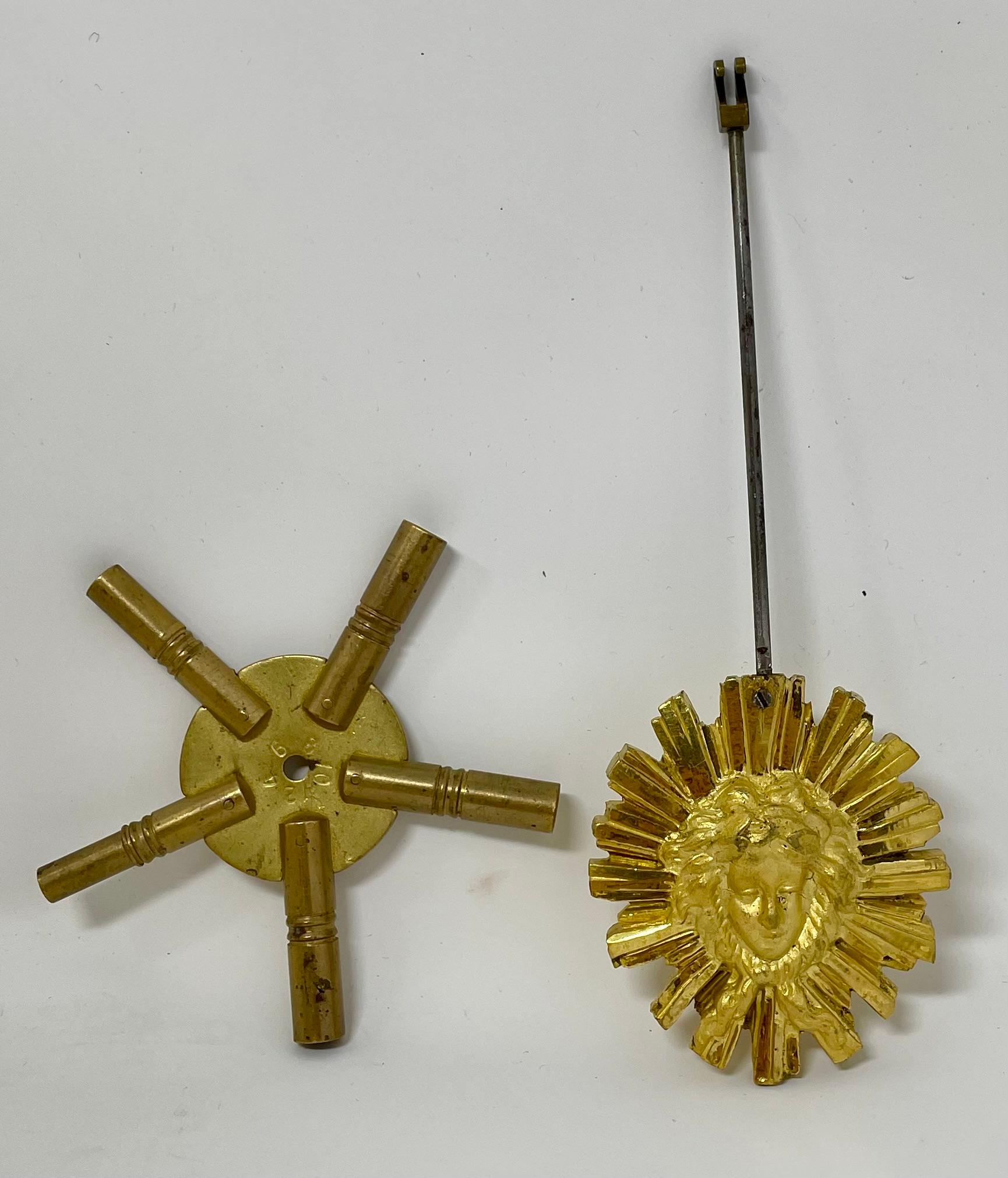 Antiguo Juego de Reloj D'Oré Francés Luis XVI de Mármol de Carrara y Bronce, Circa 1890. en venta 4