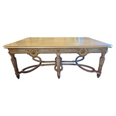 Antique French Louis XVI Tavolo da centro intagliato e dorato a pacco