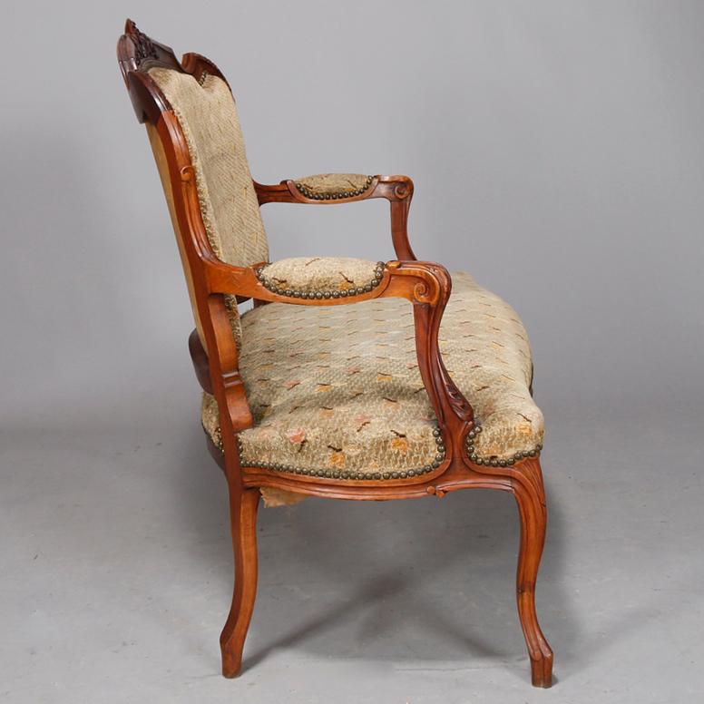 Antique French Louis XVI Carved Walnut Parlor Set, Settee and Armchairs In Good Condition For Sale In Big Flats, NY