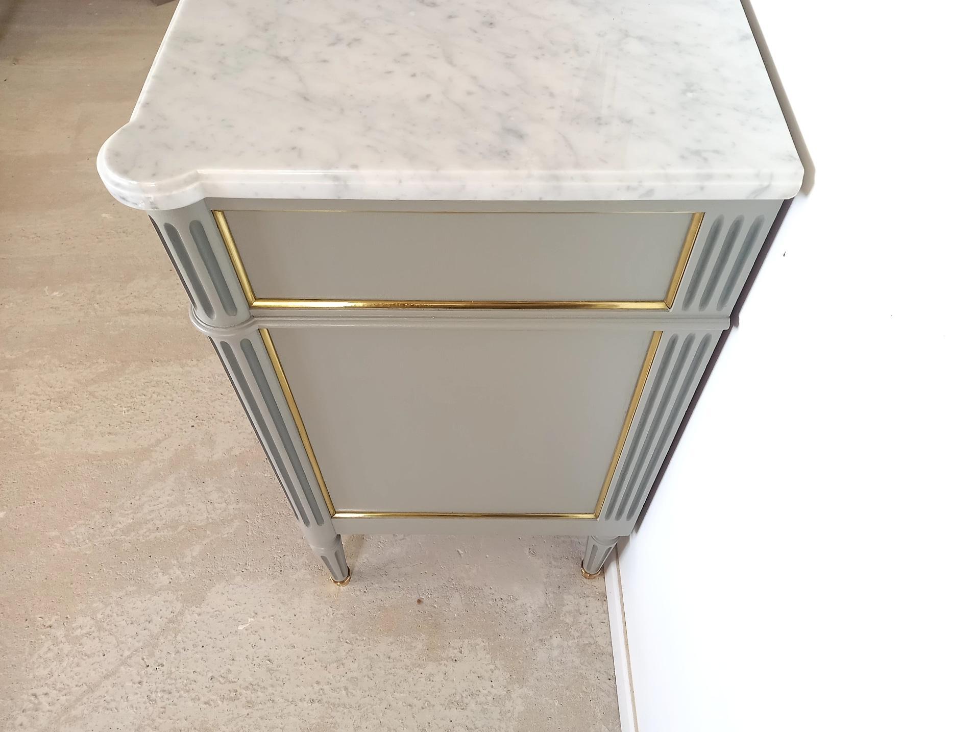 Antique French, Louis XVI Chest of Drawers Commode, Carrara Marble & Bronze For Sale 6