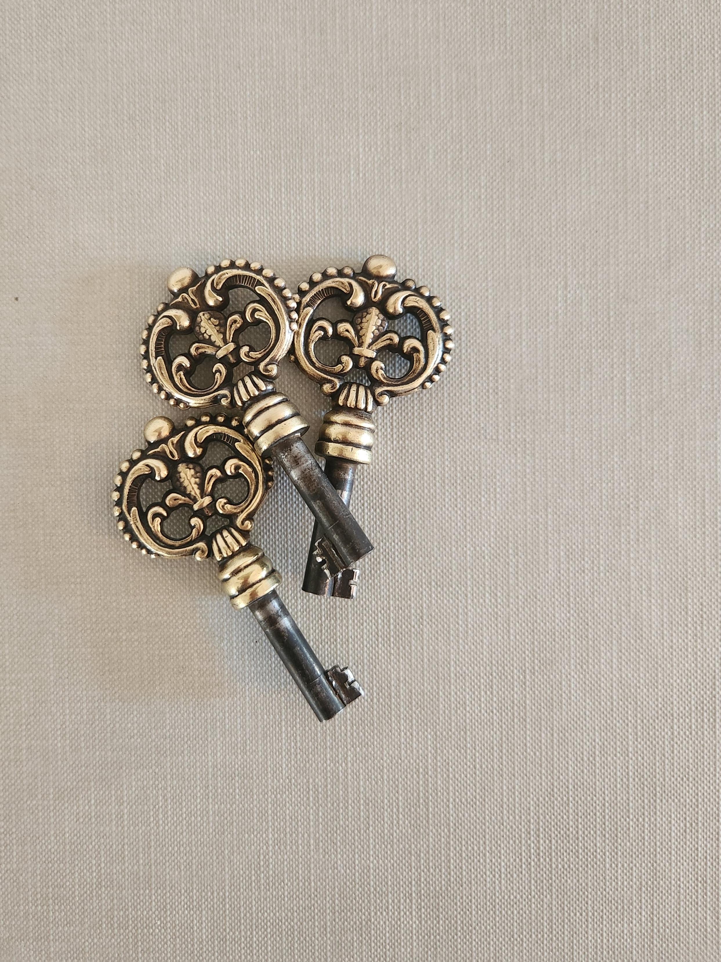 Antique French Louis XVI Commode Chest Of Drawers, Marbre & Bronze in vendita 2