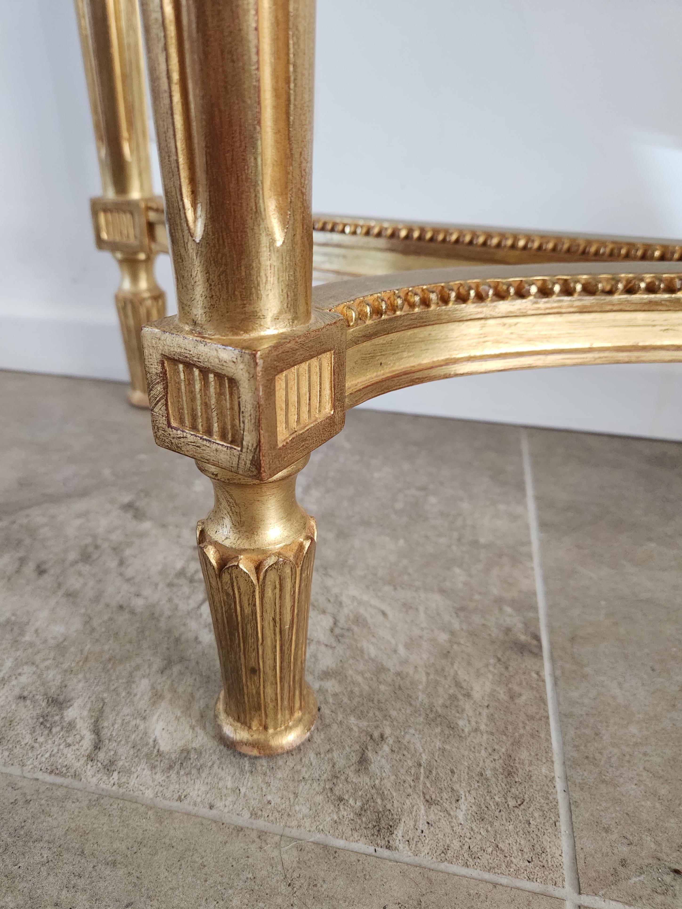 Antique French Console Luigi XVI, legno dorato e marmo di Carrara in vendita 2