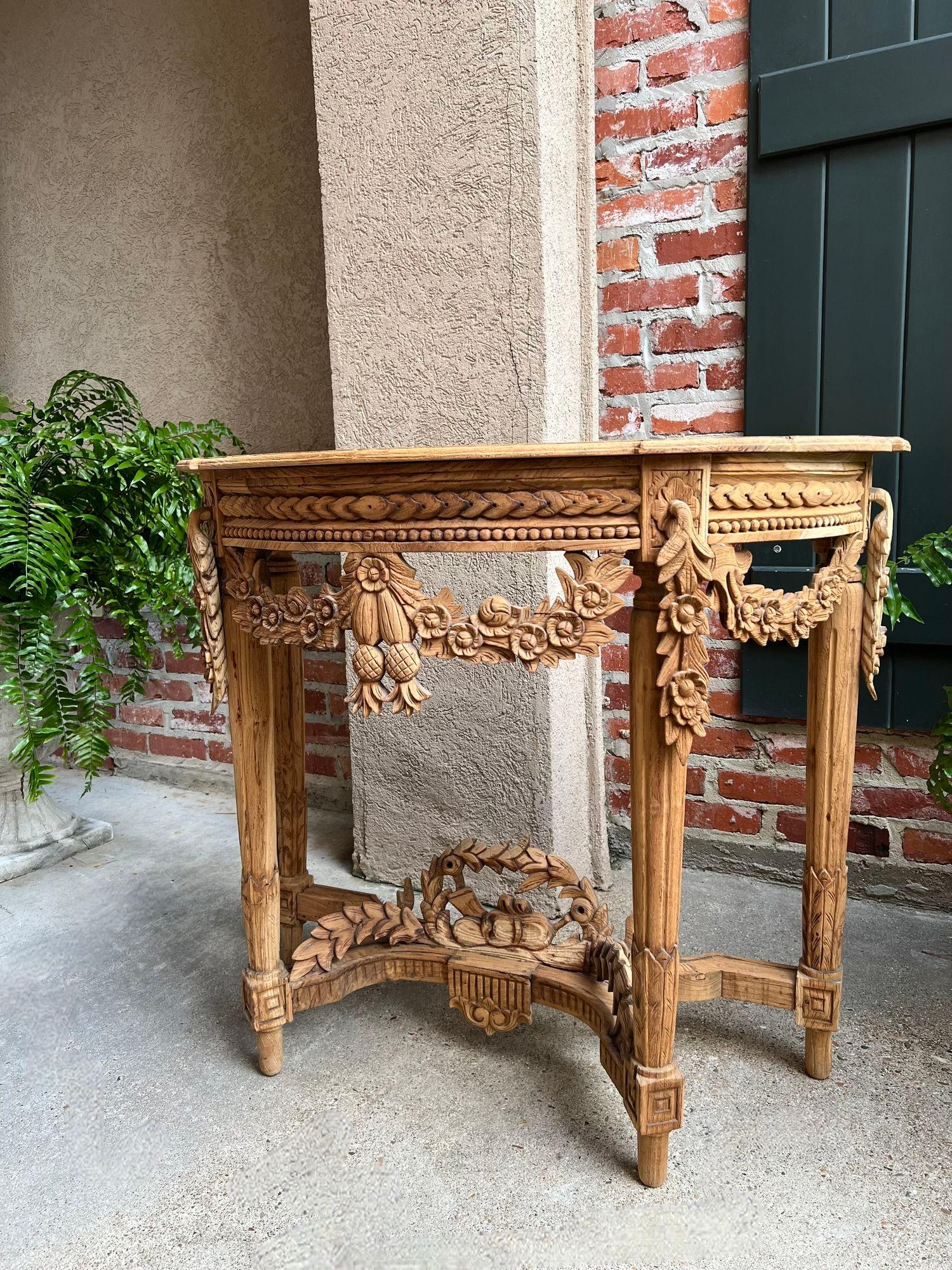 Antique French Louis XVI Console Table Foyer Demilune Carved Bleached Wood c1890 In Good Condition For Sale In Shreveport, LA