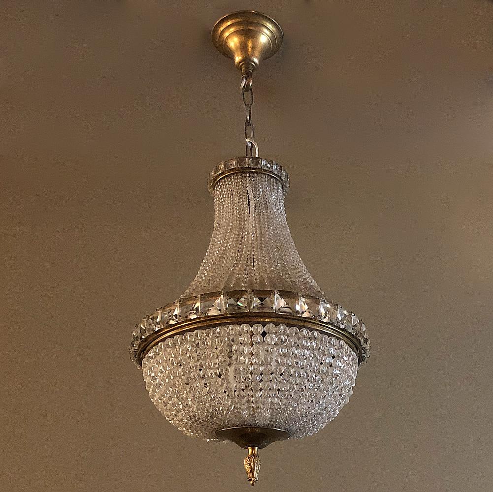 Antique French Louis XVI Crystal Sack of Pearls Chandelier In Good Condition For Sale In Dallas, TX