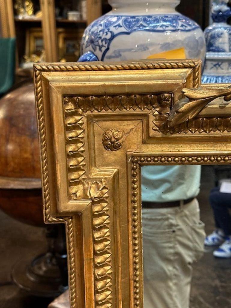 Miroir Antique French Louis XVI Giltwood Mirror (miroir en bois doré) en vente