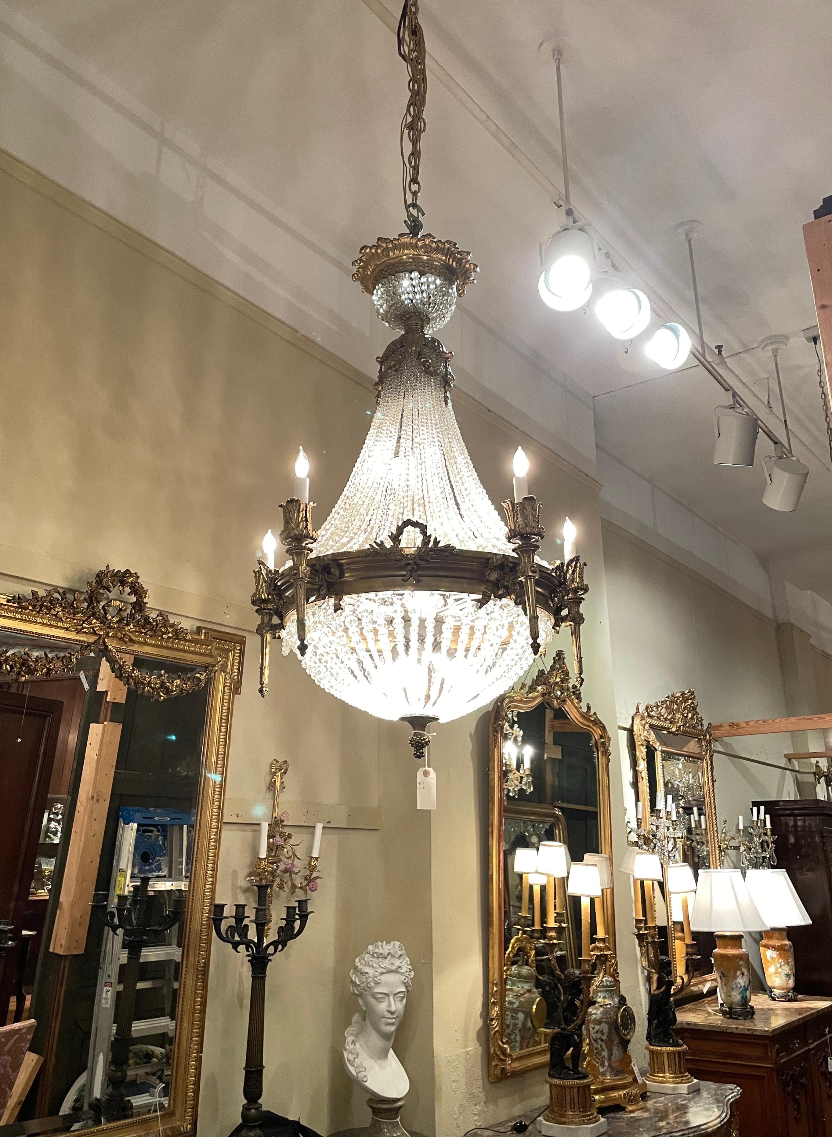 Antique French Louis XVI Gold Bronze and Cut Crystal Chandelier, circa 1890 For Sale 3