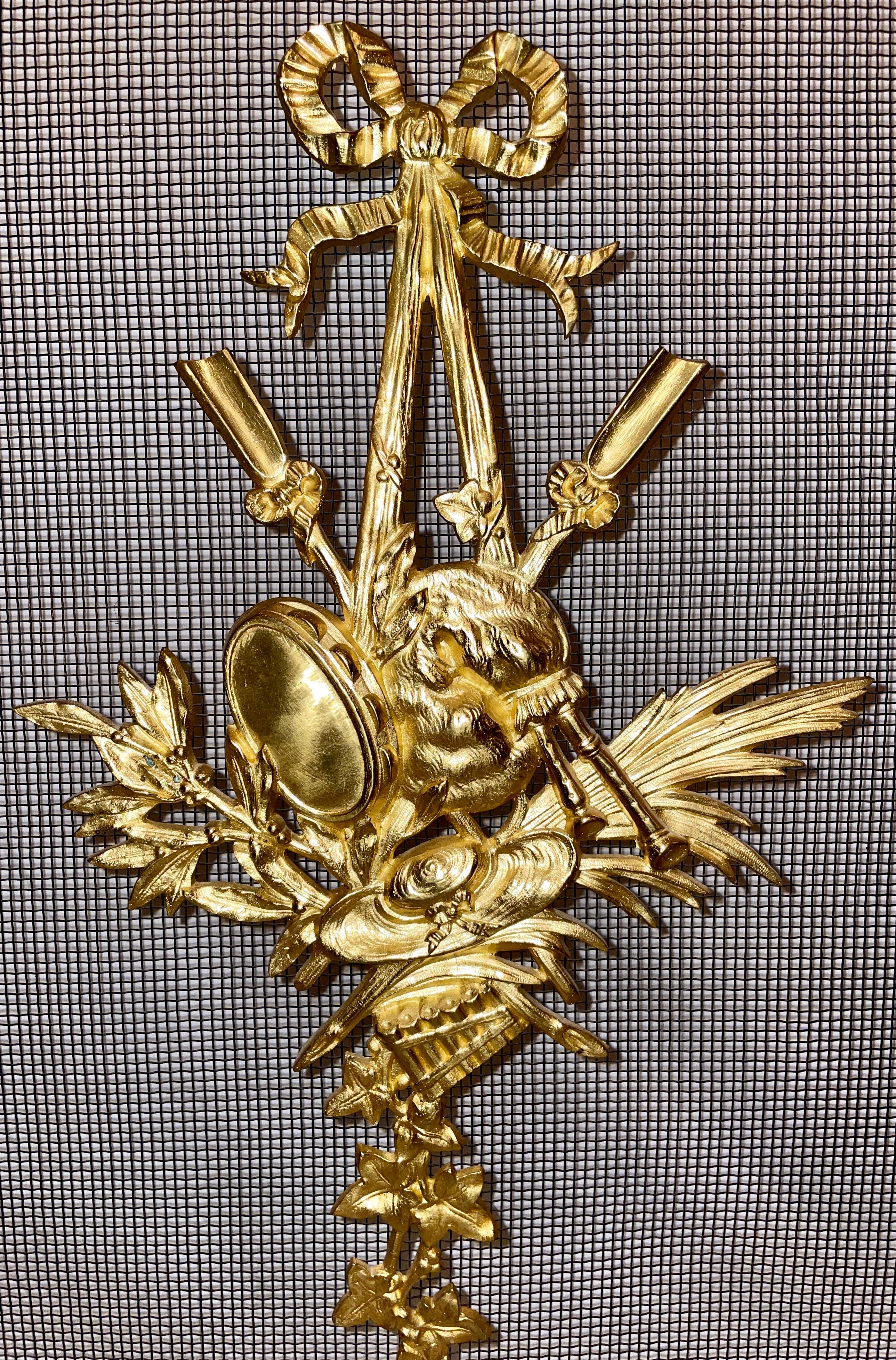 Antique French Louis XVI Gold Bronze Fire Screen, Circa 1900-1910 In Good Condition In New Orleans, LA