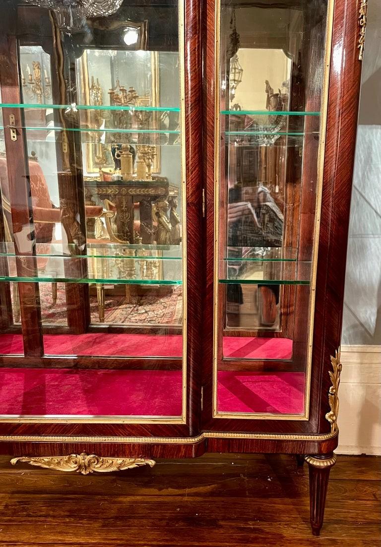 Antique vitrine française Louis XVI montée sur marbre et bronze doré, vers 1875 en vente 1