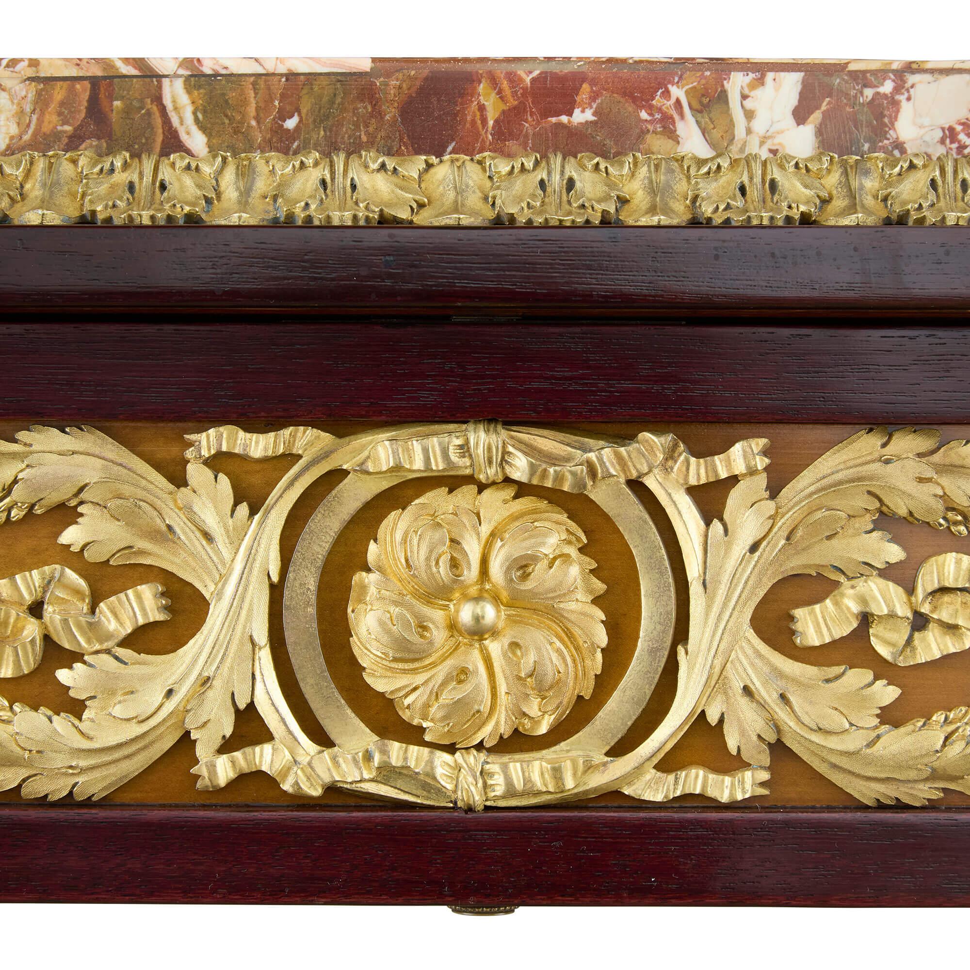 Bronze doré Antique French Louis XVI Ormolu Marble Wood Centre Table en vente