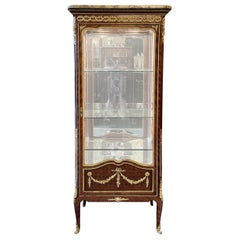 Louis XVI Vitrines