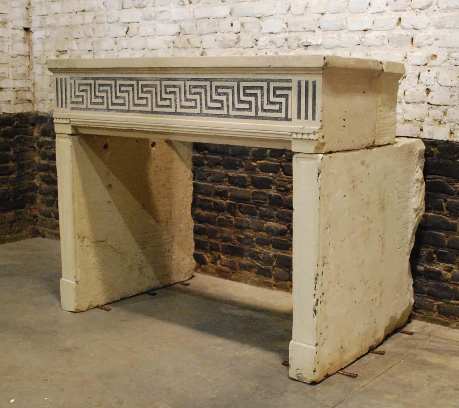 Antique French Louis XVI Limestone Fireplace with Geometric Carvings In Good Condition For Sale In Casteren, NL