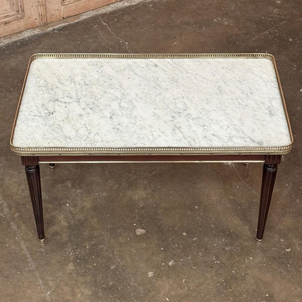 Antique French Louis XVI Mahogany Coffee Table with Carrara Marble For Sale 8