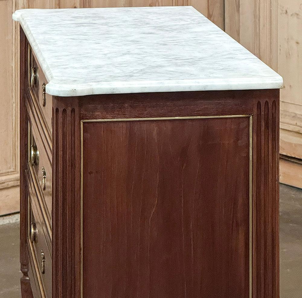 Antique French Louis XVI Mahogany Commode with Carrara Marble For Sale 7