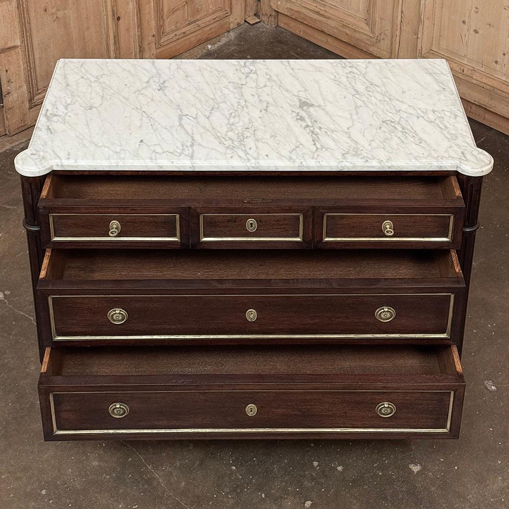 Antique French Louis XVI Mahogany Commode with Carrara Marble im Angebot 8