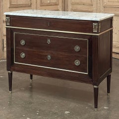Antique French Louis XVI Commode in mogano con marmo di Carrara