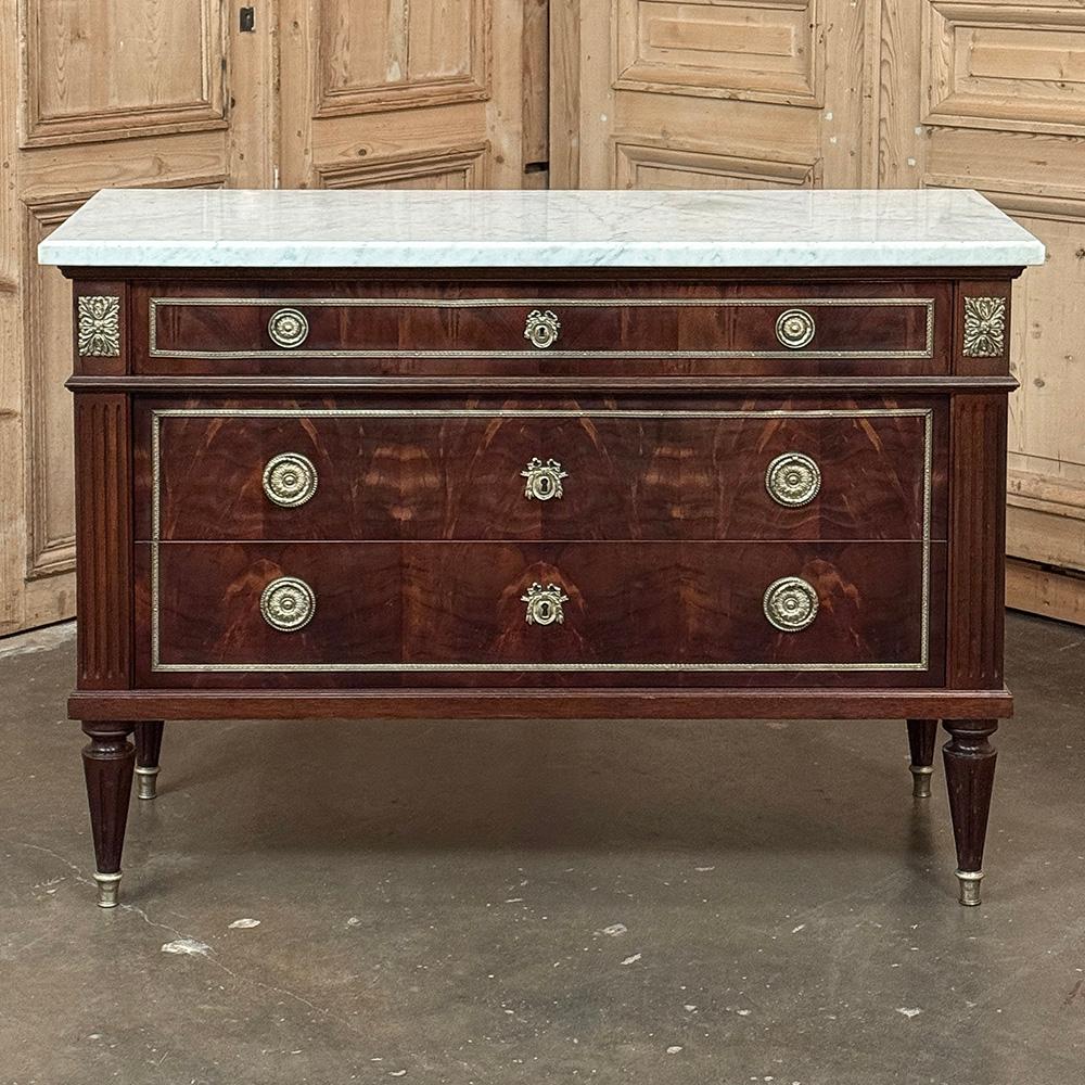 Francese Antique French Louis XVI Mahogany Commode with Carrara Marble in vendita
