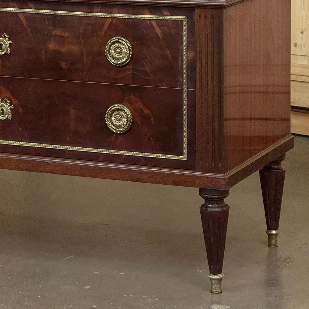 Ottone Antique French Louis XVI Mahogany Commode with Carrara Marble in vendita