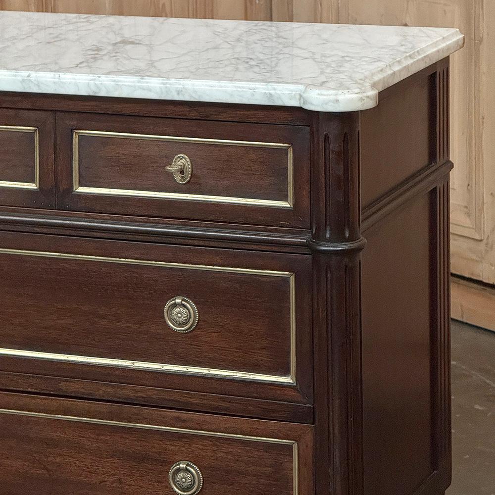 Antique French Louis XVI Mahogany Commode with Carrara Marble im Angebot 1