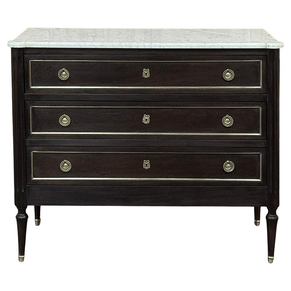 Ancienne commode française Louis XVI en acajou avec marbre de Carrare