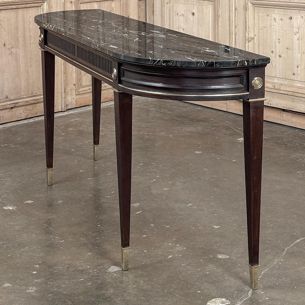 Antique French Louis XVI Console in mogano con marmo nero in vendita 5