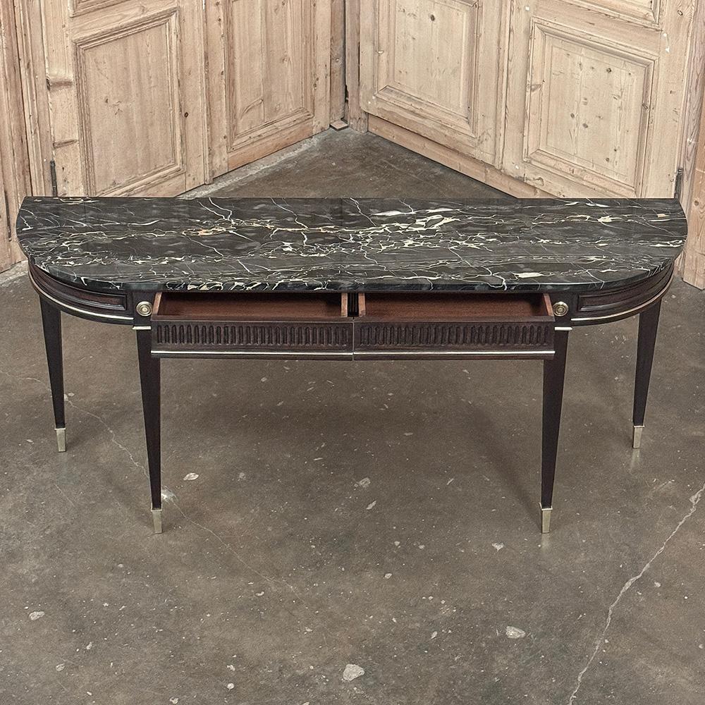 Antique French Louis XVI Console in mogano con marmo nero in vendita 7