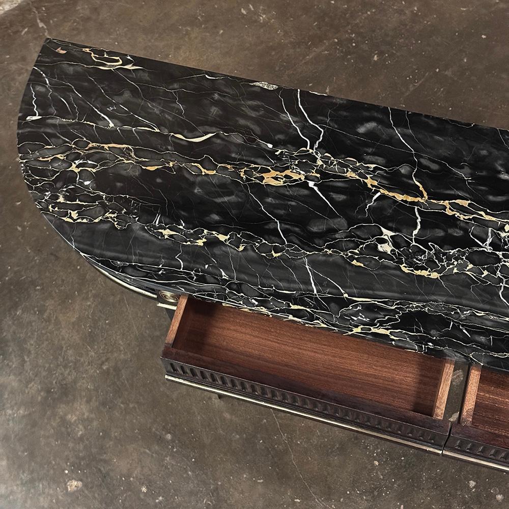 Antique French Louis XVI Console in mogano con marmo nero in vendita 8