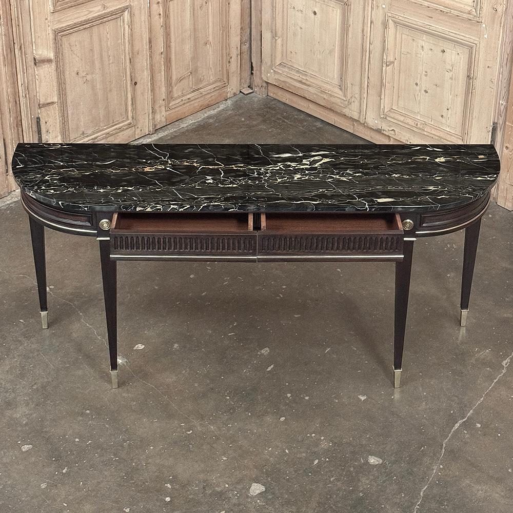 Antique French Louis XVI Console in mogano con marmo nero in vendita 11
