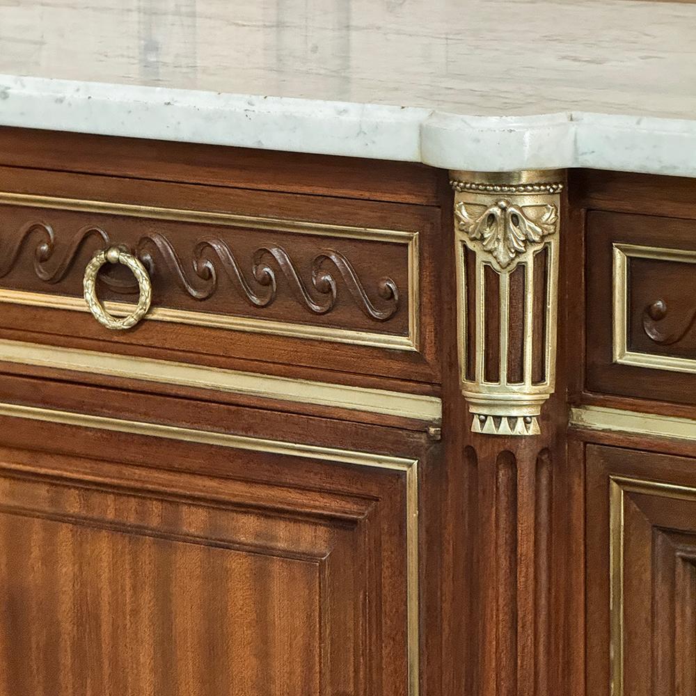 Antikes französisches Louis-XVI-Buffet aus Mahagoni mit Marmorplatte im Angebot 3