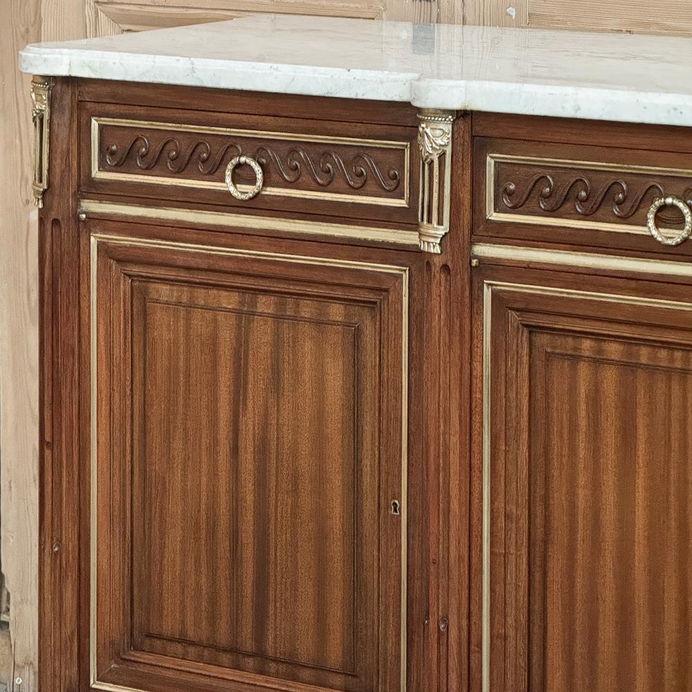 Antikes französisches Louis-XVI-Buffet aus Mahagoni mit Marmorplatte im Angebot 4