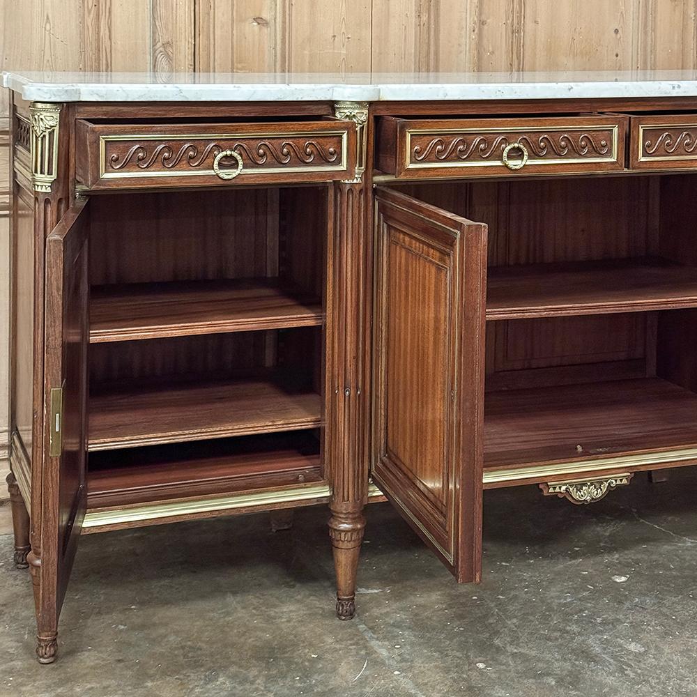 Antikes französisches Louis-XVI-Buffet aus Mahagoni mit Marmorplatte im Angebot 7