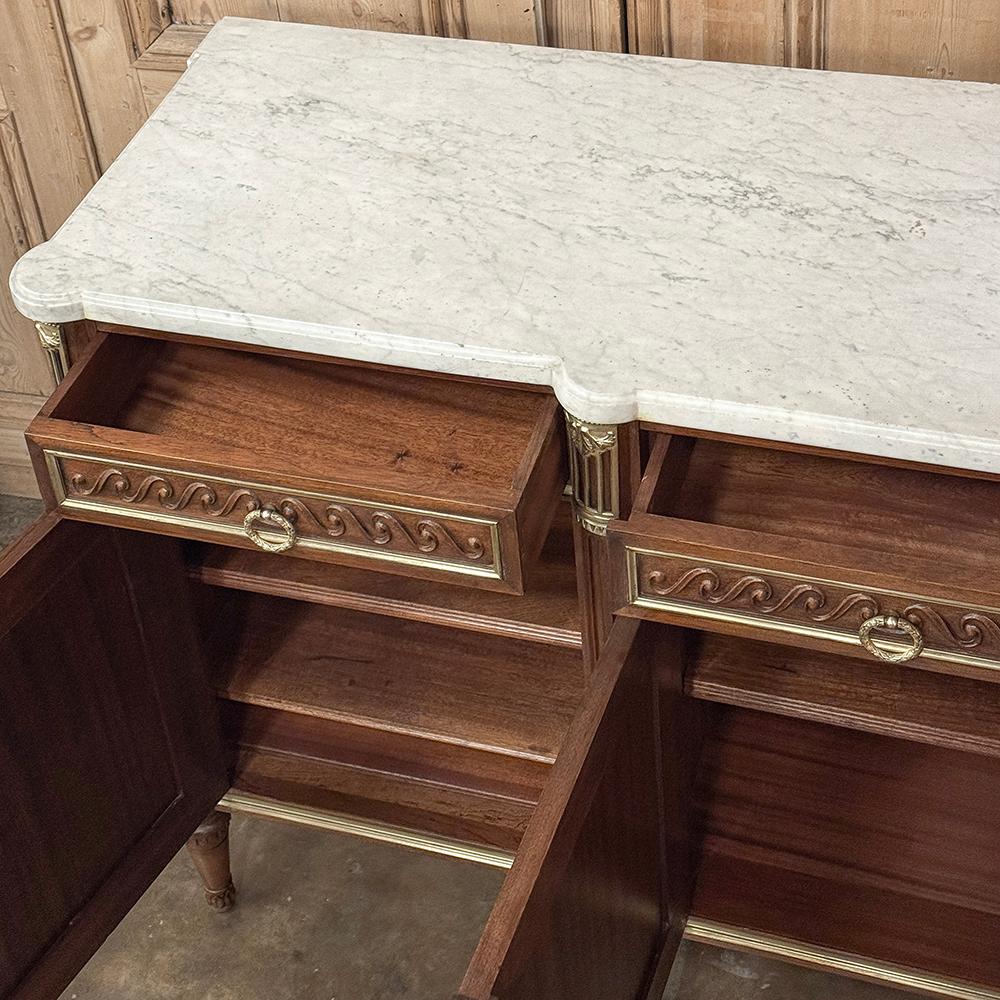 Antikes französisches Louis-XVI-Buffet aus Mahagoni mit Marmorplatte im Angebot 10
