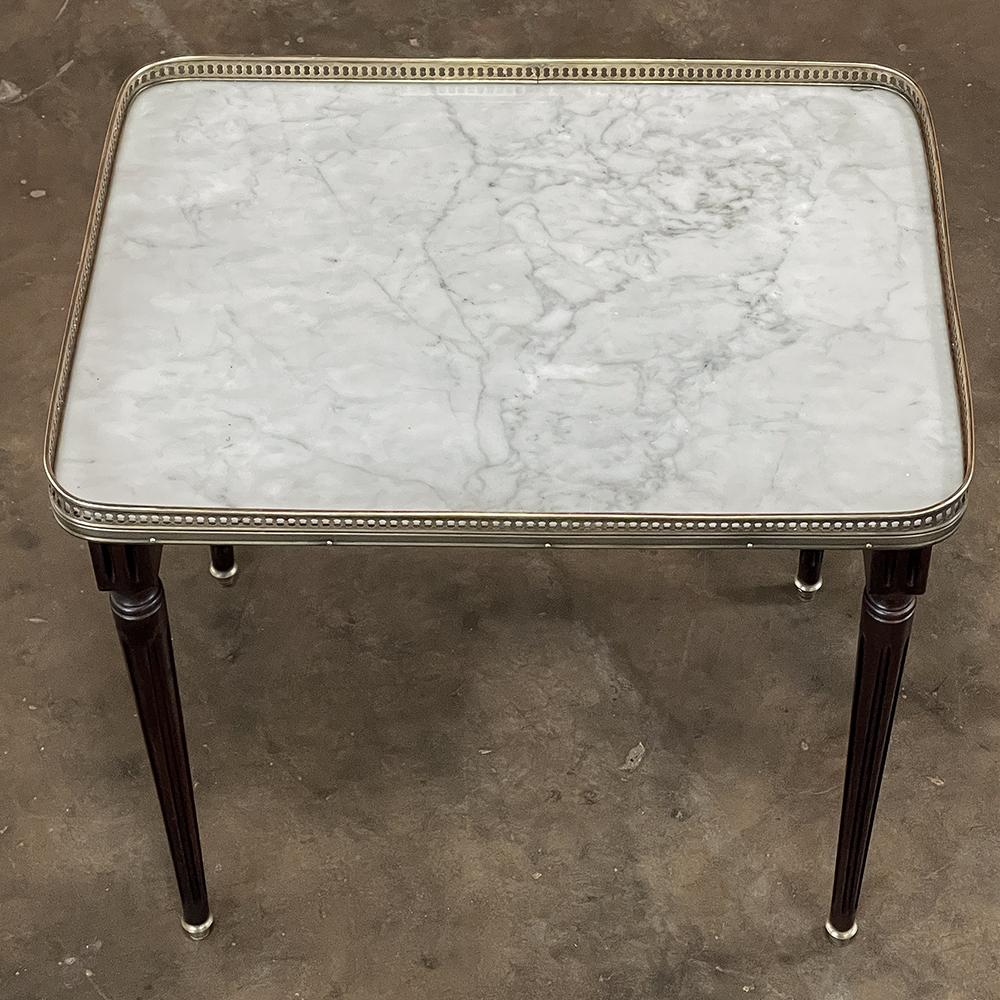 Antique French Louis XVI Mahogany Nesting Tables with Carrara Marble Tops For Sale 5