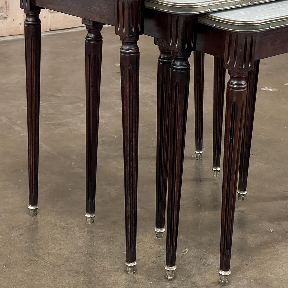 Antique French Louis XVI Mahogany Nesting Tables with Carrara Marble Tops For Sale 7