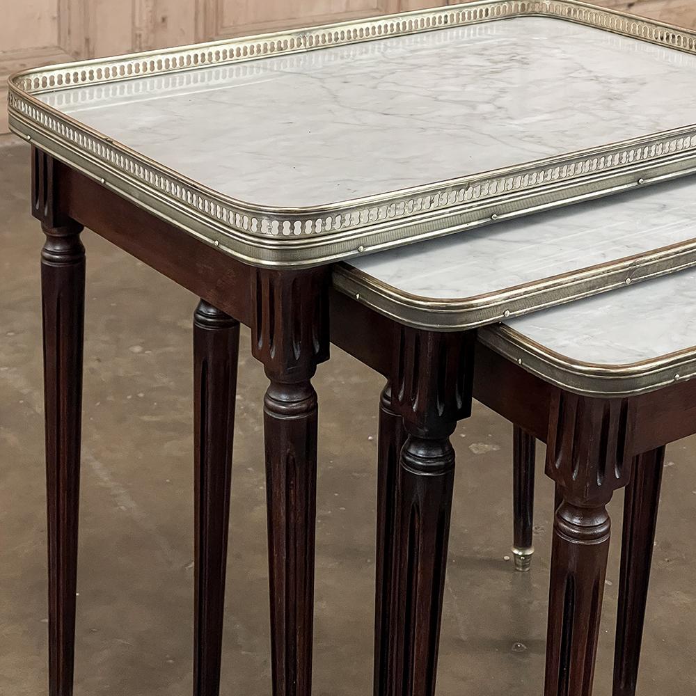 Antique French Louis XVI Mahogany Nesting Tables with Carrara Marble Tops For Sale 8