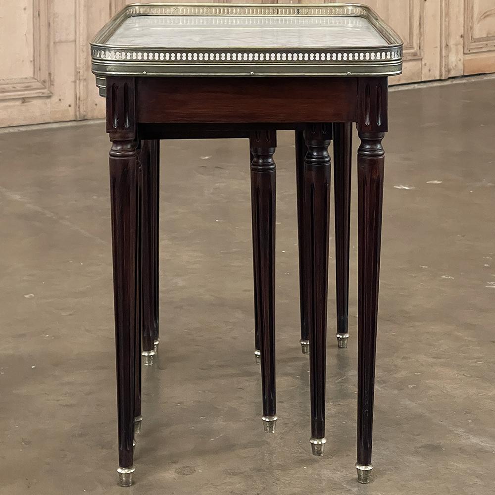 Antique French Louis XVI Mahogany Nesting Tables with Carrara Marble Tops For Sale 11