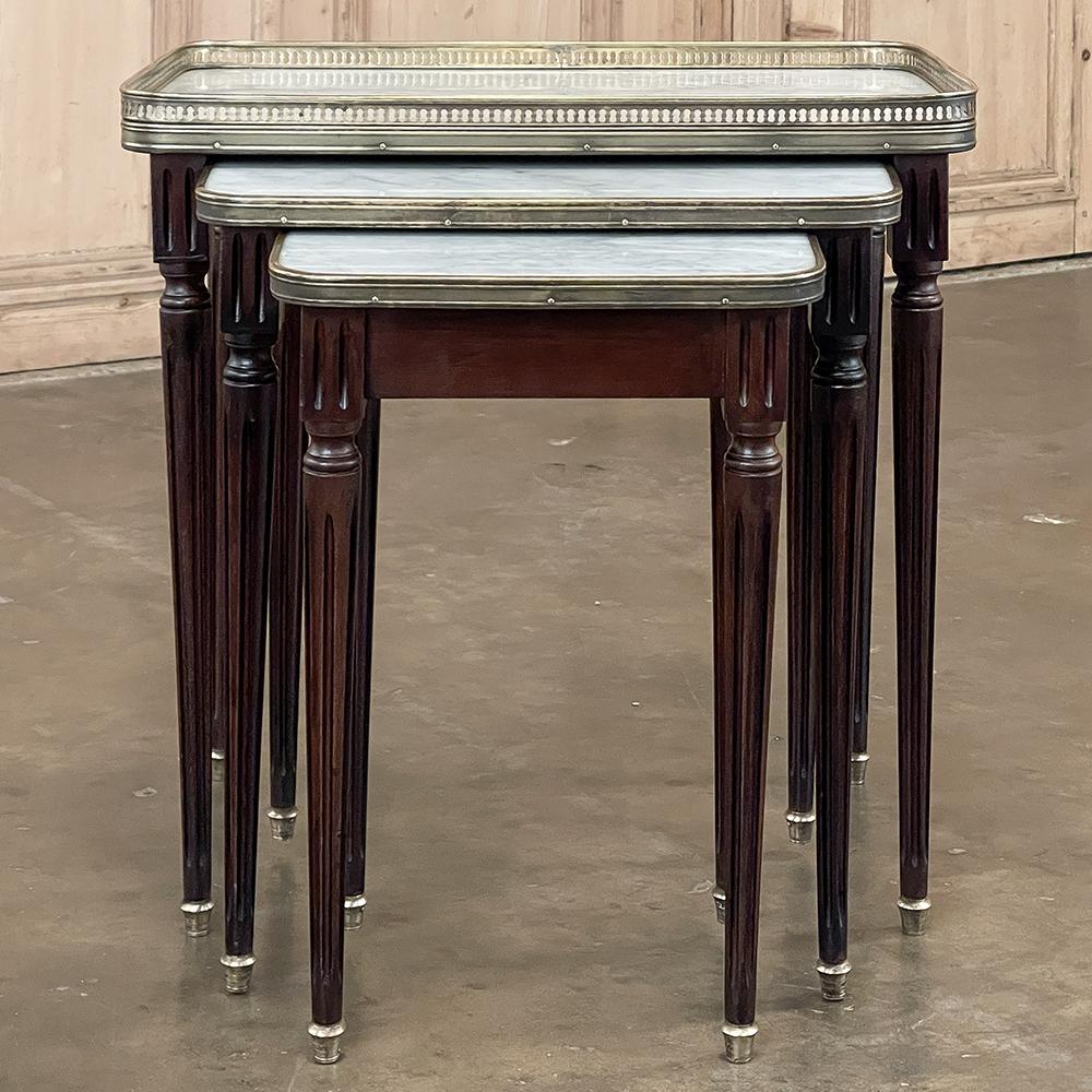 20th Century Antique French Louis XVI Mahogany Nesting Tables with Carrara Marble Tops For Sale