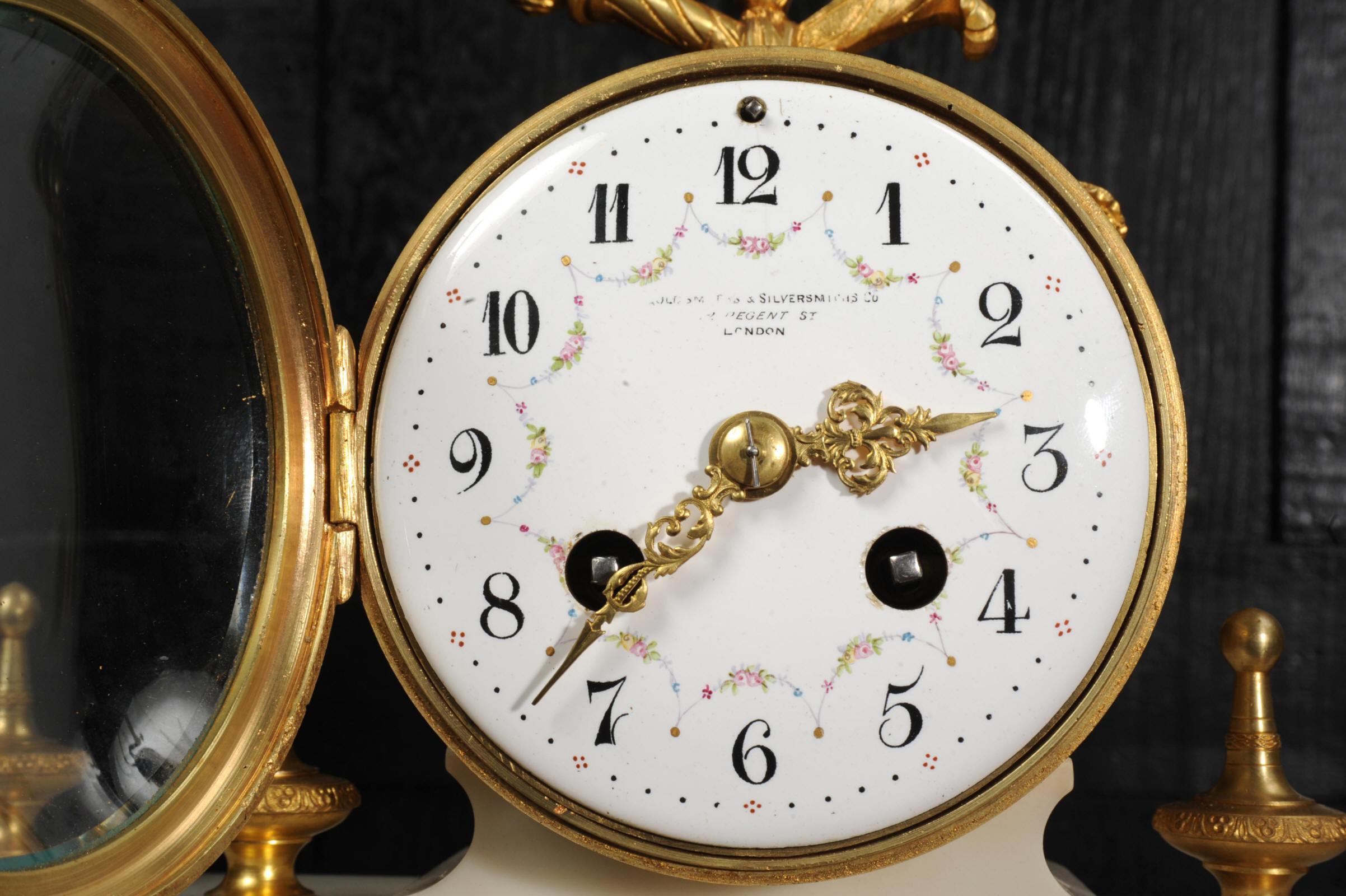 Antike französische Portico-Uhr aus Marmor und Goldbronze im Louis-XVI.-Stil im Angebot 9