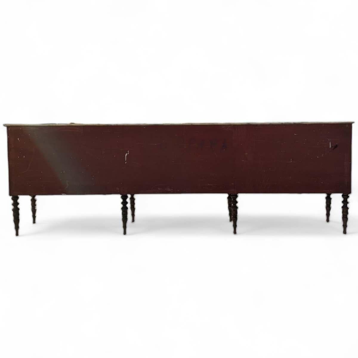 Antikes französisches Sideboard mit Marmorplatte im Louis-XVI.-Stil und Intarsien mit Blumendetails im Zustand „Gut“ im Angebot in Rancho Cucamonga, CA