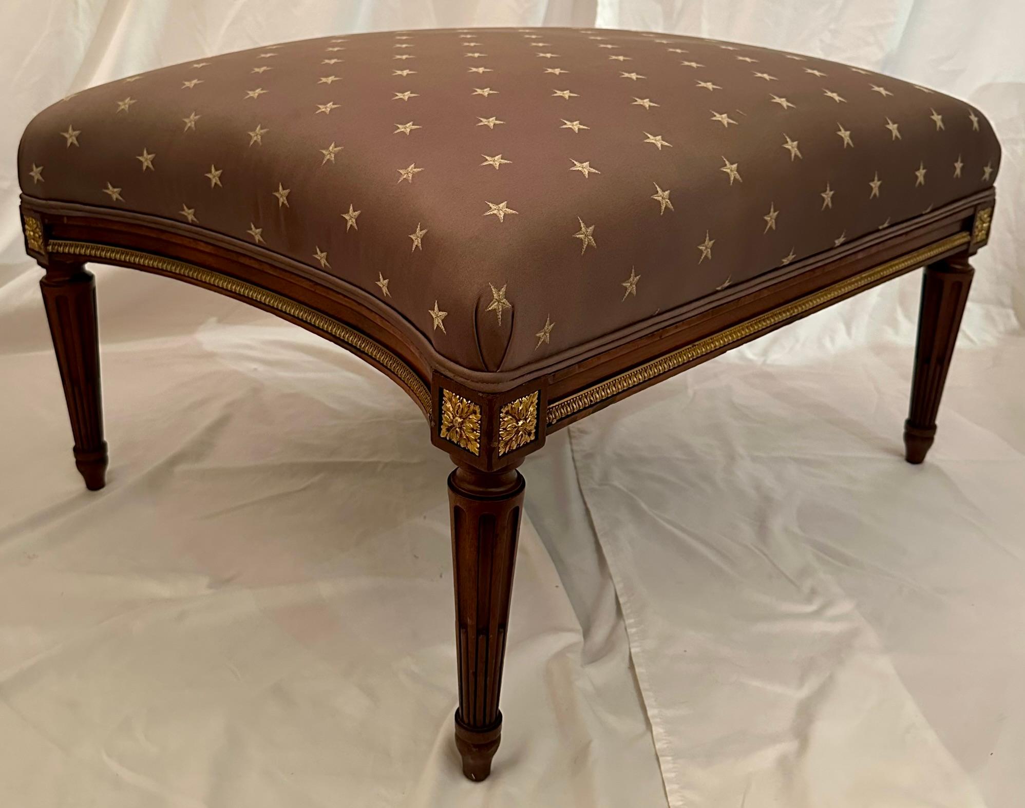Antique French Louis XVI Ormolu Mounted Mahogany 3 Piece Duchesse Brisée Ca 1880 For Sale 4
