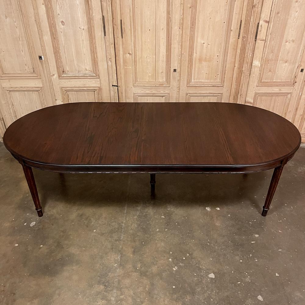 Antique French Louis XVI Oval Banquet Table In Good Condition In Dallas, TX