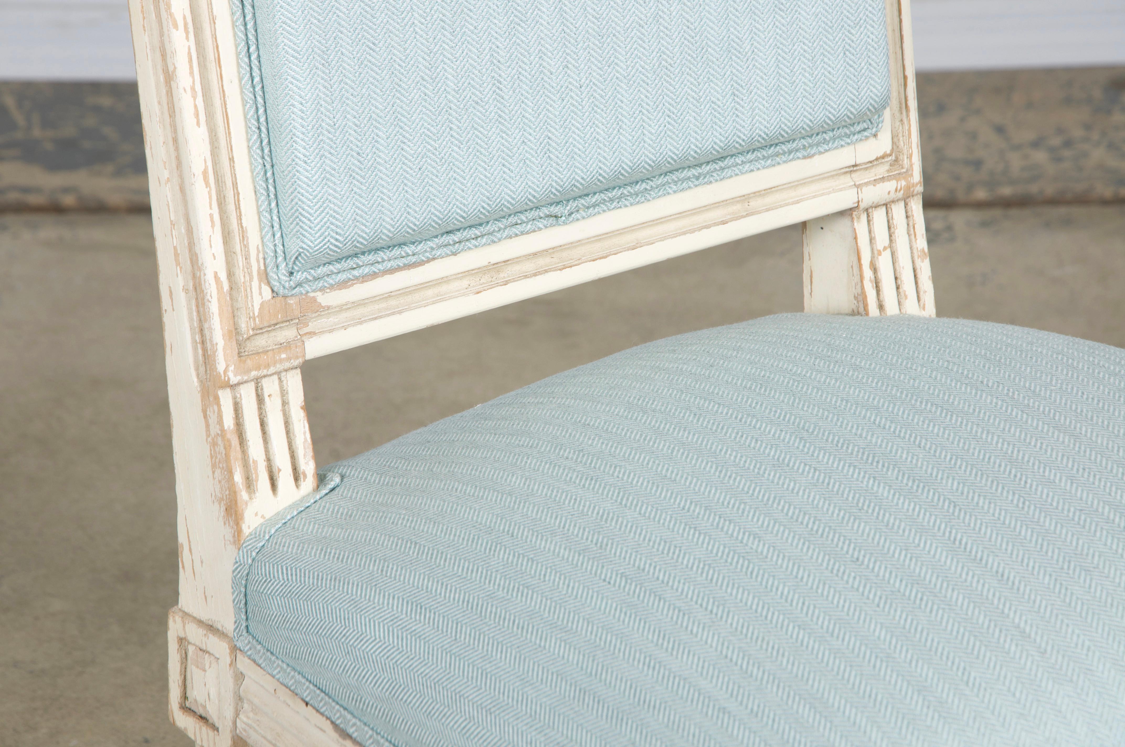 Antique French Louis XVI Painted Accent Chairs in Light Blue - A Pair For Sale 2