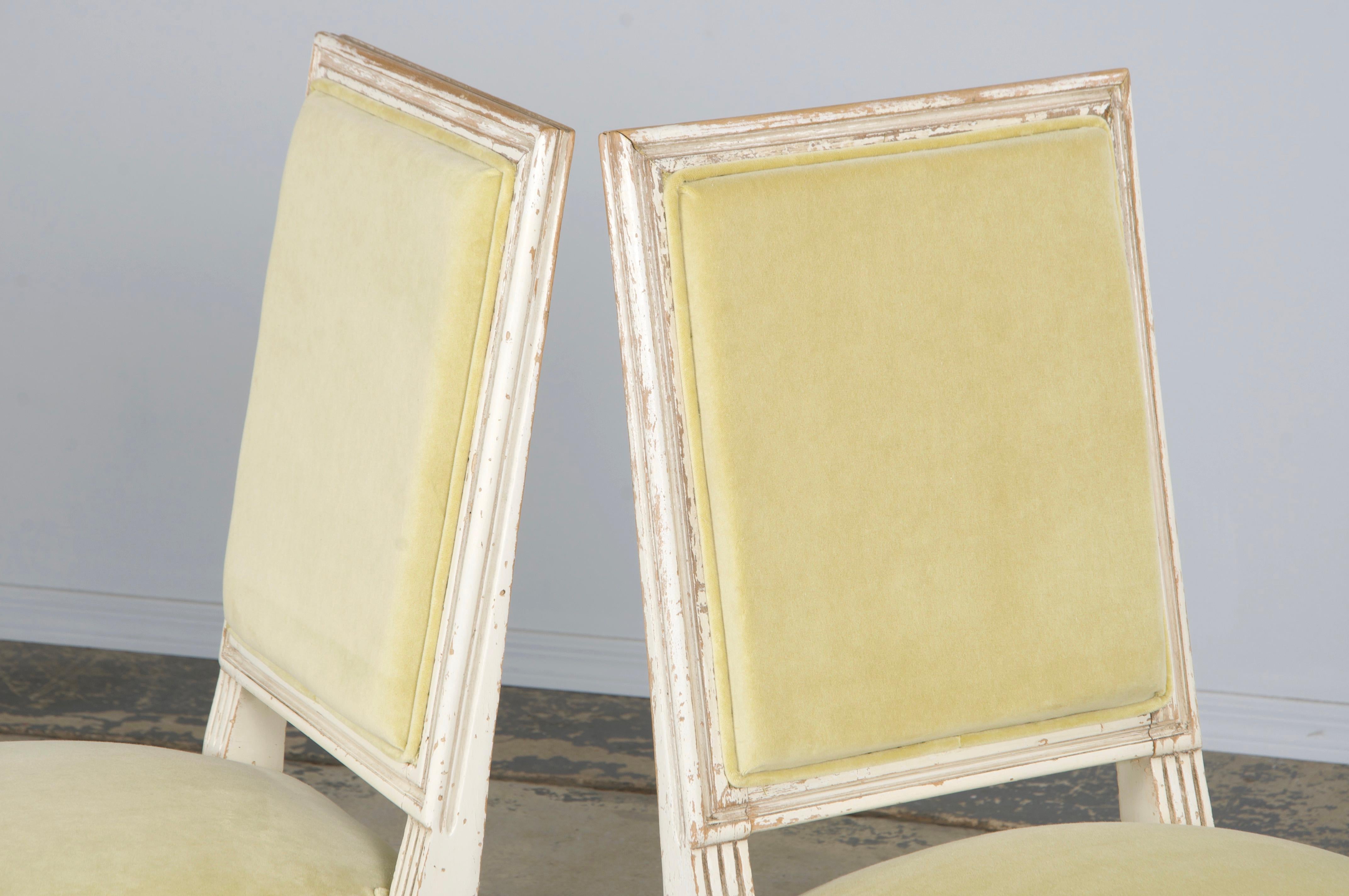 Antique French Louis XVI Painted Accent Chairs in Light Yellow - A Pair For Sale 6