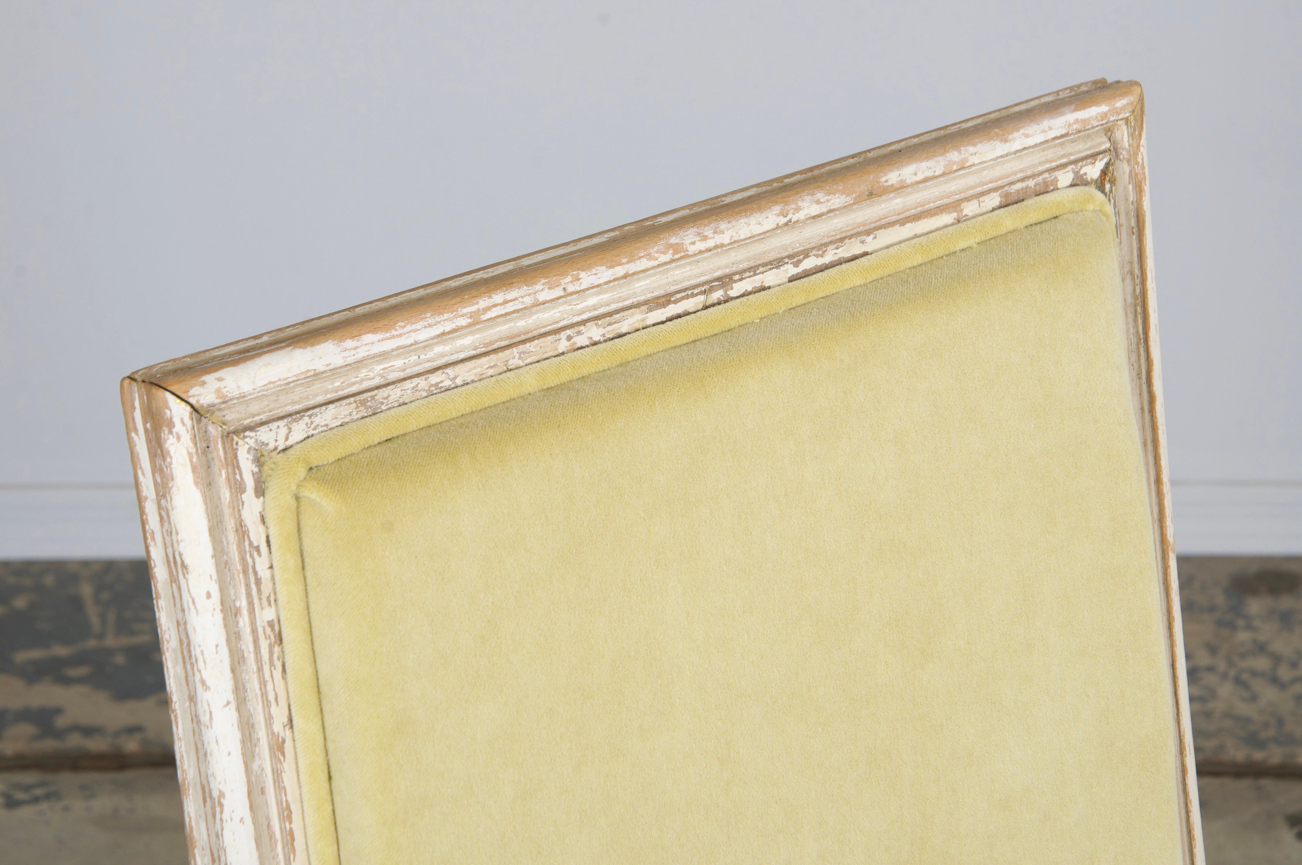 Antique French Louis XVI Painted Accent Chairs in Light Yellow - A Pair For Sale 1