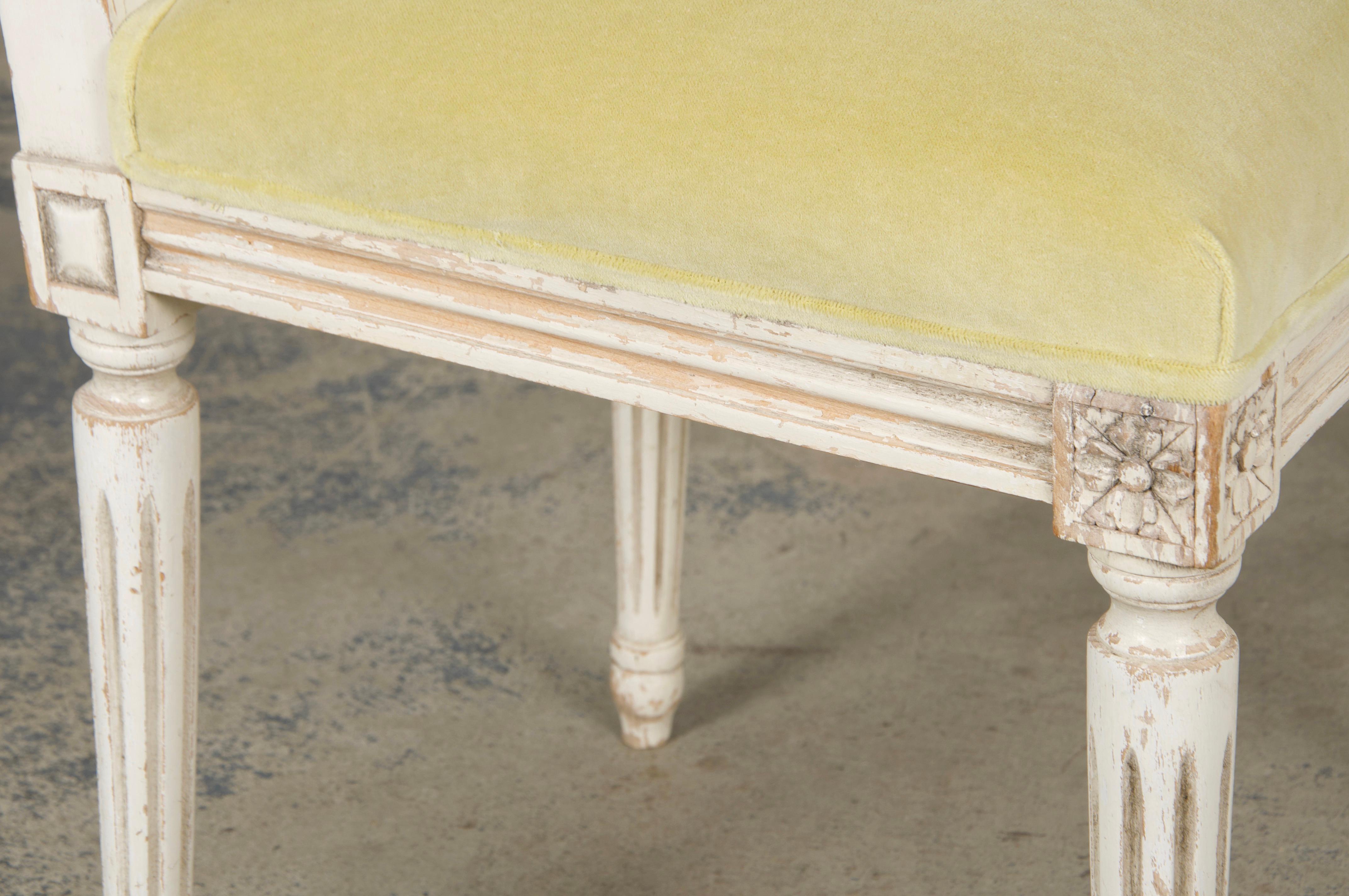 Antique French Louis XVI Painted Accent Chairs in Light Yellow - A Pair For Sale 3